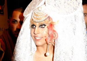 Lady Gaga İstanbul konserine böyle çıktı